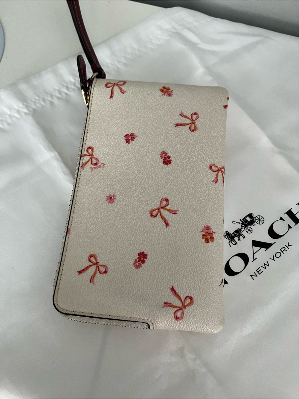 Coach Cream Wristlet with Pink & Red Floral Bows - Picture 3 of 6